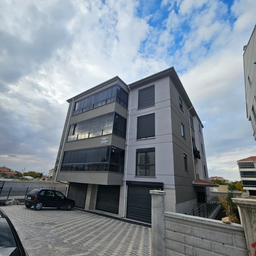 Emlaknomi'den Çeltek'de Ultra Lüx Bireysel Garajlı 4+1 Müstakil Daire (86987)