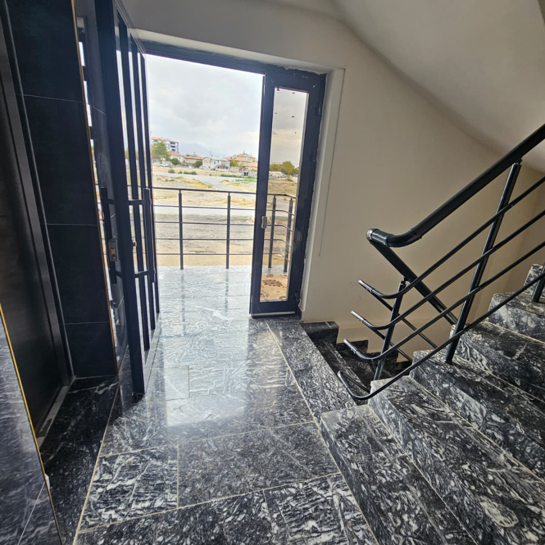 Emlaknomi'den Çeltek'de Ultra Lüx Bireysel Garajlı 4+1 Müstakil Daire (86987)